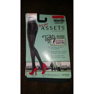 NWT Spanx Solid Shapeing Tights black Fits Sz 4'10" to 5'5"  195 to 125 lbs sz 1